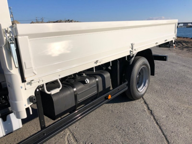 日野 デュトロ 小型 平ボディ（クレーン付） 2KG-XZU710M(97607) 20枚目