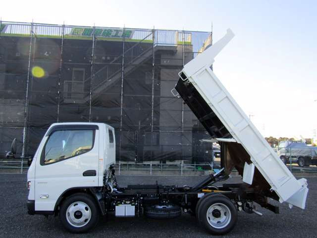 三菱ふそう キャンター 小型 土砂ダンプ 2RG-FBA60(97610) 35枚目