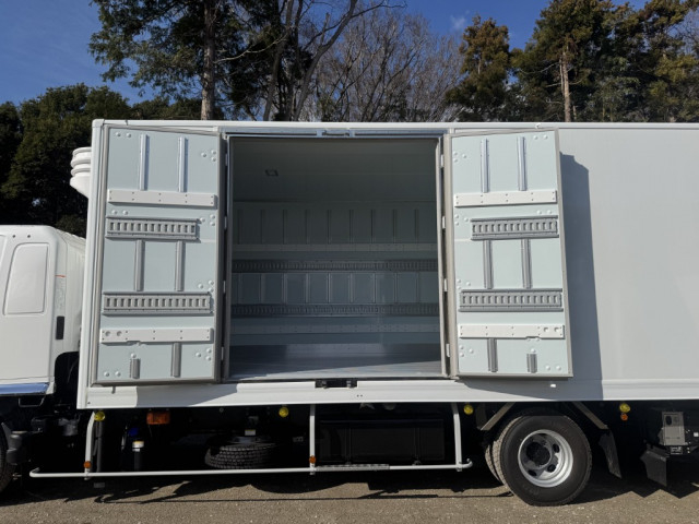 日野 レンジャー 中型 冷蔵冷凍バン 2KG-FD2ABG(97612) 8枚目