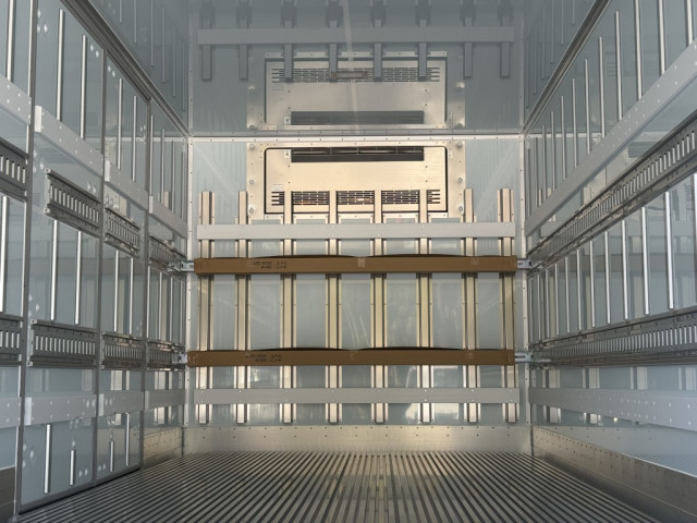 日野 レンジャー 中型 冷蔵冷凍バン 2KG-FD2ABG(97612) 17枚目