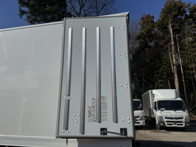 日野 レンジャー 中型 冷蔵冷凍バン 2KG-FD2ABG(97612) 20枚目