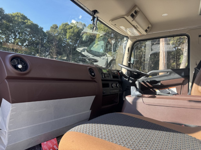 日野 レンジャー 中型 冷蔵冷凍バン 2KG-FD2ABG(97612) 40枚目