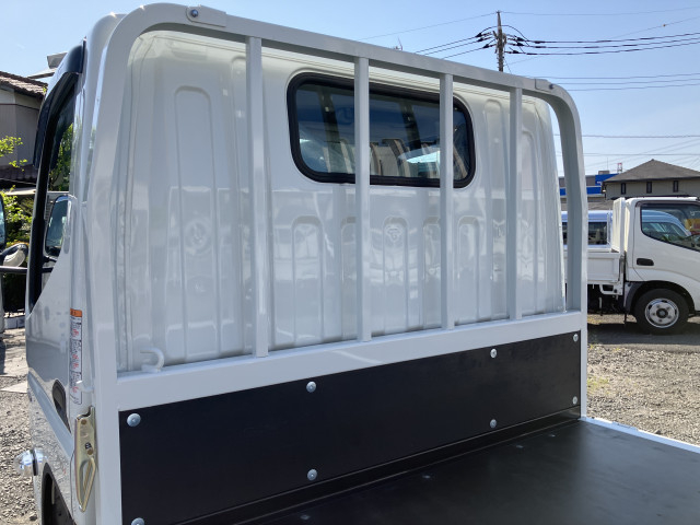 三菱ふそう キャンター 小型 平ボディ 2RG-FBAV0(97613) 19枚目