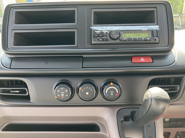 三菱ふそう キャンター 小型 平ボディ 2RG-FBAV0(97613) 28枚目