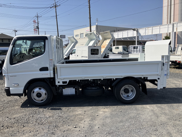 三菱ふそう キャンター 小型 平ボディ 2RG-FBAV0(97613) 44枚目