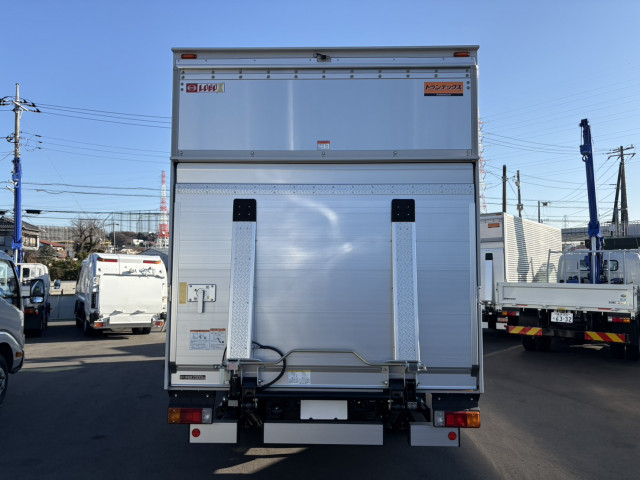 日野 デュトロ 小型 バン 2KG-XZU710M(97616) 8枚目