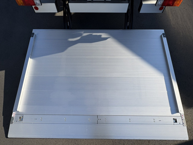 日野 デュトロ 小型 バン 2KG-XZU710M(97616) 10枚目