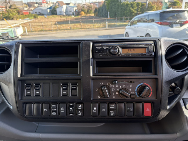 日野 デュトロ 小型 バン 2KG-XZU710M(97616) 29枚目