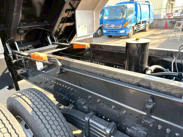 日野 プロフィア 大型 土砂ダンプ 2DG-FS1AJE(108683) 19枚目