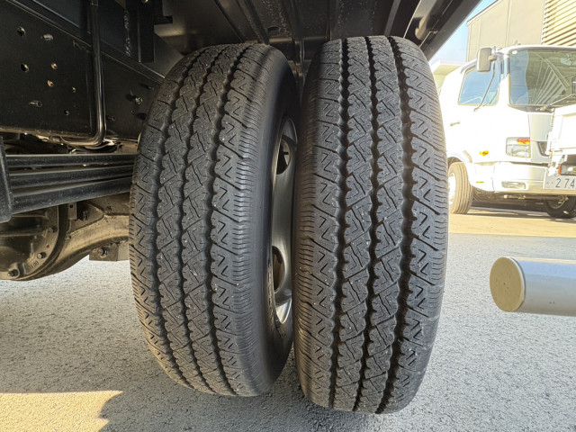 日野 デュトロ 小型 バン 2KG-XZU710M(97616) 41枚目