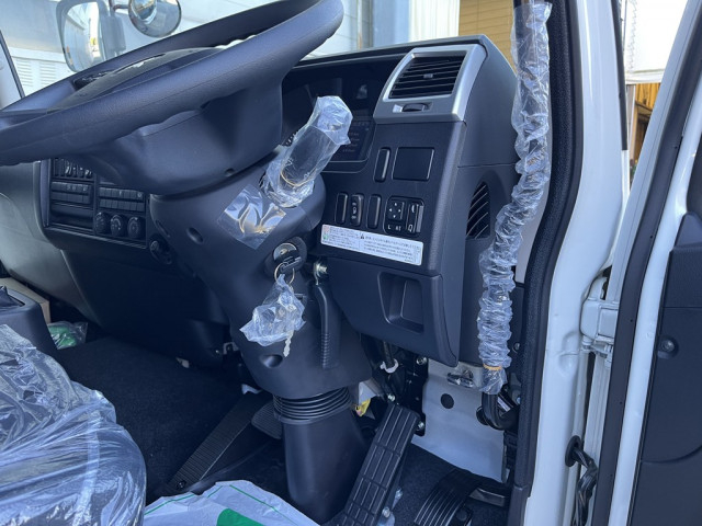 三菱ふそう ファイター 中型 ウィング 2KG-FK65F(97619) 19枚目