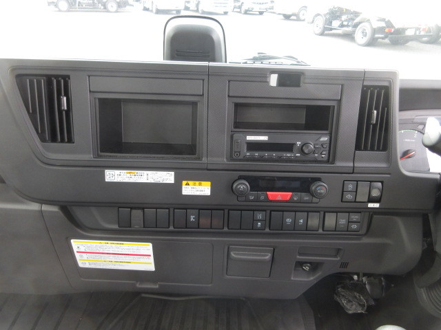 いすゞ フォワード 中型 コンテナ専用車 2RG-FRR90S4(97620) 24枚目