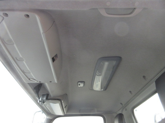 いすゞ フォワード 中型 コンテナ専用車 2RG-FRR90S4(97620) 28枚目