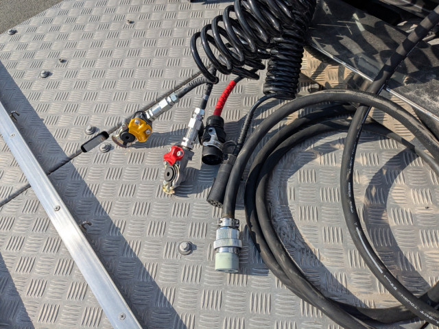 いすゞ ギガ 大型 トラクタ 2RG-EK5DAB(97621) 18枚目