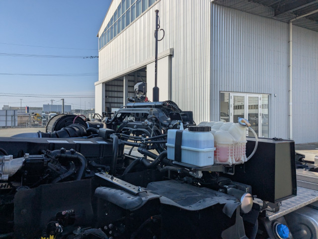 いすゞ ギガ 大型 トラクタ 2RG-EK5DAB(97621) 27枚目