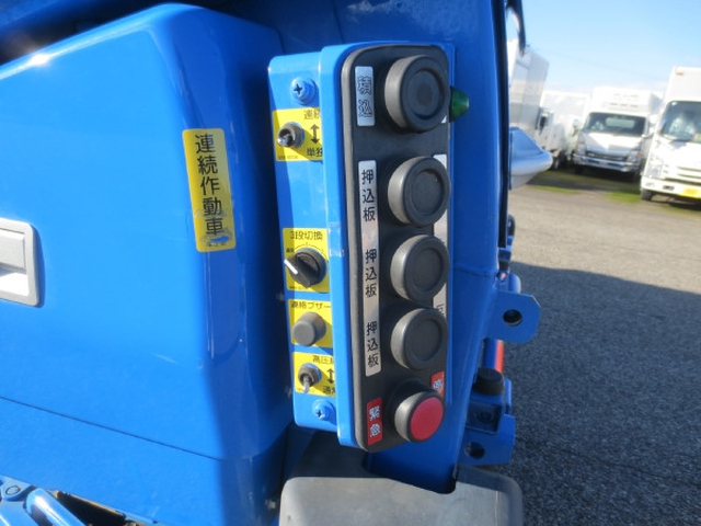 三菱ふそう キャンター 小型 塵芥車（プレス式） 2RG-FEAV0(97625) 17枚目