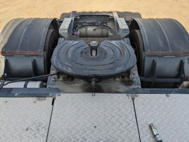 いすゞ ギガ 大型 トラクタ 2RG-EK5DAB(97627) 14枚目