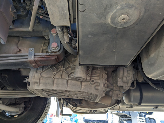 いすゞ ギガ 大型 トラクタ 2RG-EK5DAB(97627) 17枚目