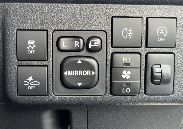 トヨタ タウンエース 小型 バン 5BF-S403M(97636) 26枚目