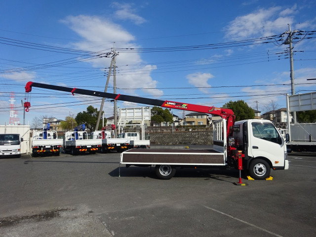 日野 デュトロ 小型 平ボディ（クレーン付） 2RG-XZU712M(97639) 7枚目