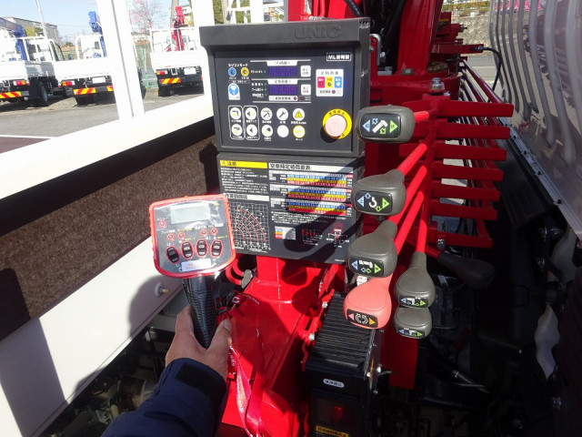 日野 デュトロ 小型 平ボディ（クレーン付） 2RG-XZU712M(97639) 16枚目