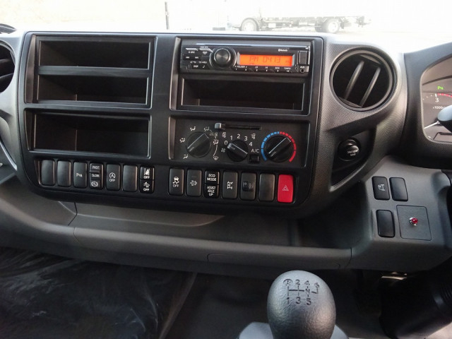 日野 デュトロ 小型 平ボディ（クレーン付） 2RG-XZU712M(97639) 42枚目