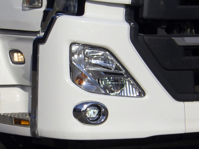 Nissan UD quon Large Flat body 2RG-CD5FA(97642) 3枚目