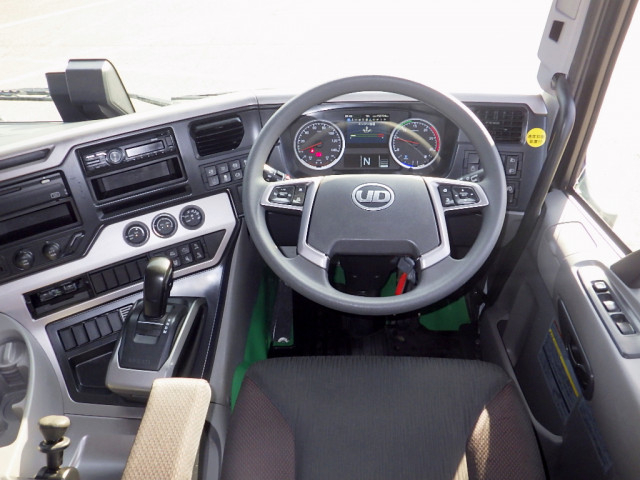 Nissan UD quon Large Flat body 2RG-CD5FA(97642) 16枚目