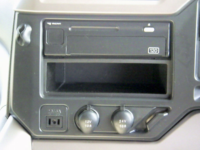 Nissan UD quon Large Flat body 2RG-CD5FA(97642) 21枚目