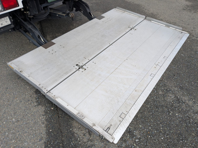 日野 レンジャー 中型 ウィング 2KG-FD2ABG(97644) 10枚目