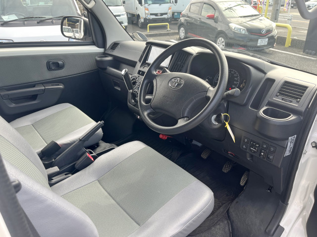 トヨタ タウンエース 小型 バン 5BF-S413M(97645) 15枚目