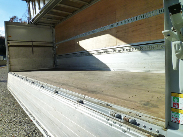 いすゞ フォワード 増トン ウィング 2RG-FTR90V2(97646) 16枚目