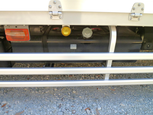 いすゞ フォワード 増トン ウィング 2RG-FTR90V2(97646) 24枚目