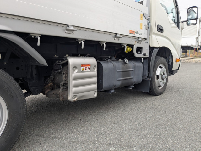 日野 デュトロ 小型 平ボディ 2RG-XZU605M(97647) 14枚目