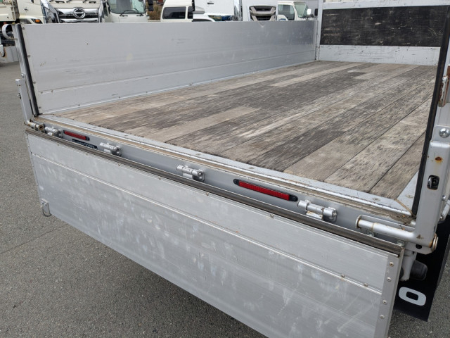 日野 デュトロ 小型 平ボディ 2RG-XZU605M(97647) 16枚目