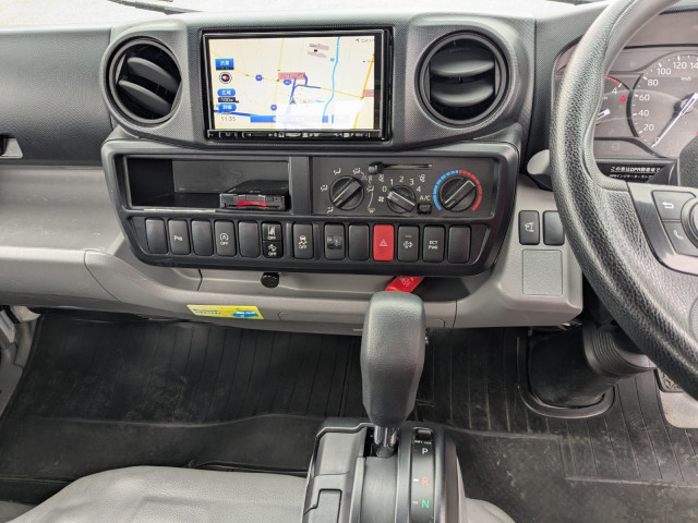 日野 デュトロ 小型 平ボディ 2RG-XZU605M(97647) 25枚目