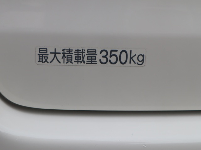 Toyota probox Small Translation missing: en.item.body_keijou_enum.body_keijou_light_van 6AE-NHP160V(97649) 15枚目