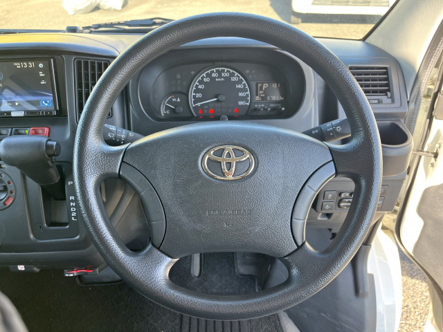 トヨタ タウンエース 小型 バン 5BF-S413M(97648) 19枚目