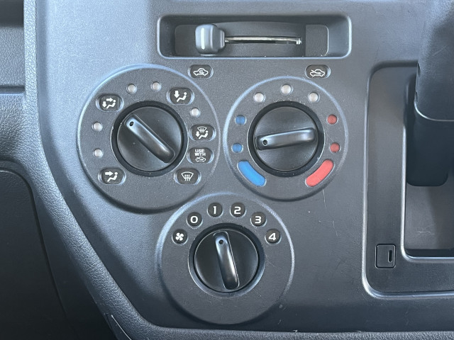 トヨタ タウンエース 小型 バン 5BF-S413M(97648) 24枚目