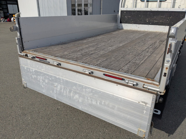 日野 デュトロ 小型 平ボディ 2RG-XZU605M(97650) 16枚目