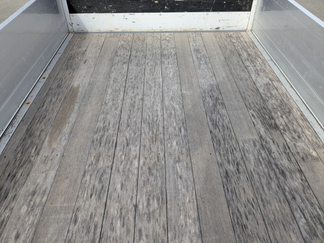 日野 デュトロ 小型 平ボディ 2RG-XZU605M(97650) 17枚目