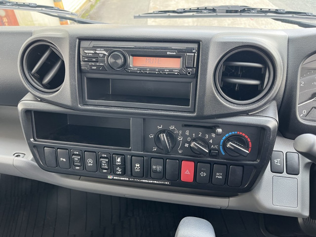 トヨタ ダイナ 小型 ウィング 2RG-XZC645(97651) 16枚目