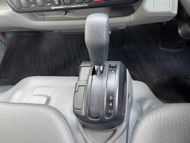 トヨタ ダイナ 小型 ウィング 2RG-XZC645(97651) 17枚目