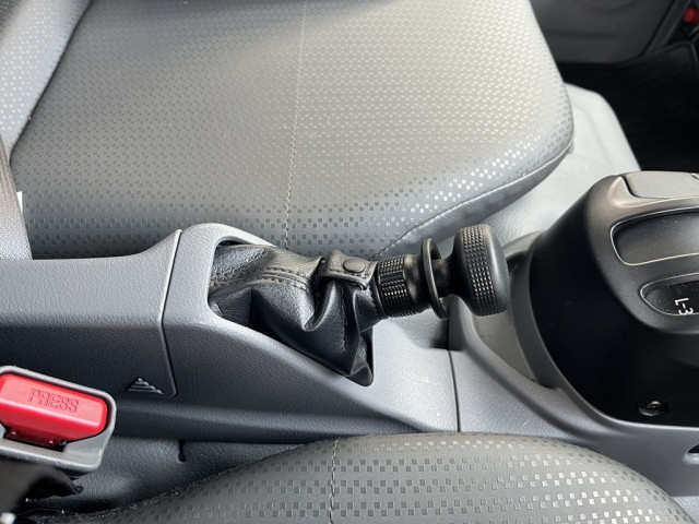 トヨタ ダイナ 小型 ウィング 2RG-XZC645(97651) 18枚目