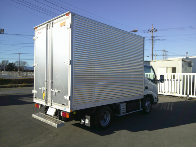 日野 デュトロ 小型 バン 2RG-XZC605M(97652) 5枚目