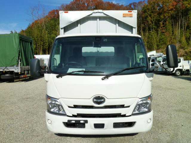 日野 デュトロ 小型 ウィング 2RG-XZC710M(97656) 2枚目