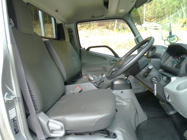 トヨタ ダイナ 小型 平ボディ 2RG-XZC655(97659) 22枚目