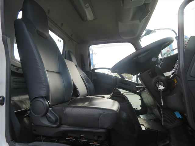 いすゞ フォワード 中型 コンテナ専用車 2RG-FRR90S2(97662) 38枚目