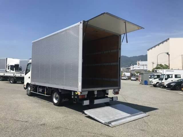 トヨタ トヨエース 小型 バン TKG-XZU710(8635) 10枚目