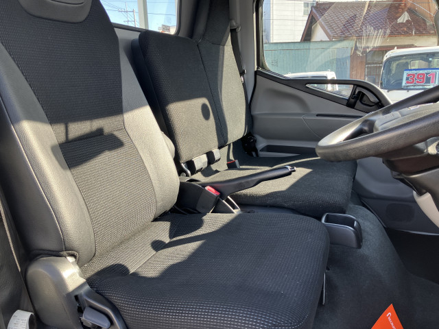 三菱ふそう キャンター 小型 平ボディ 2RG-FBA20(97668) 6枚目